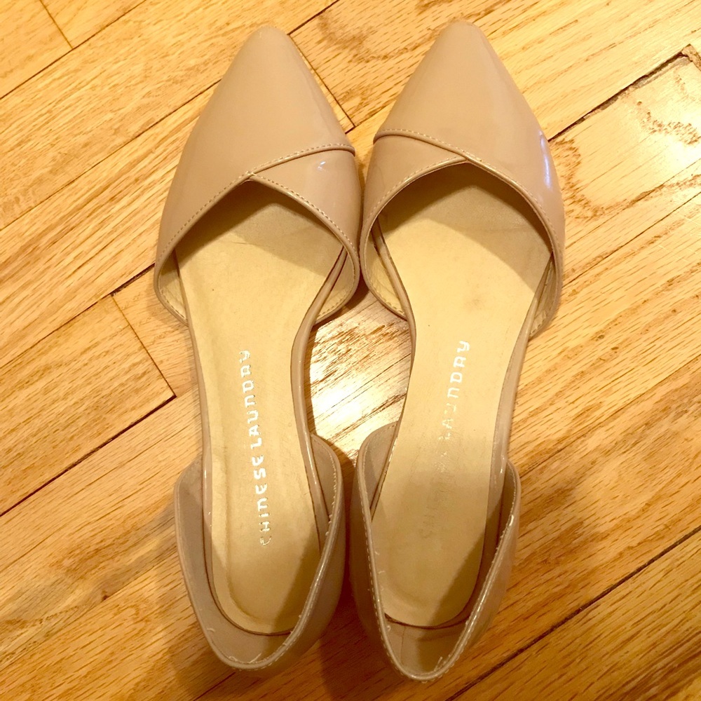 Chinese laundry flats- tan